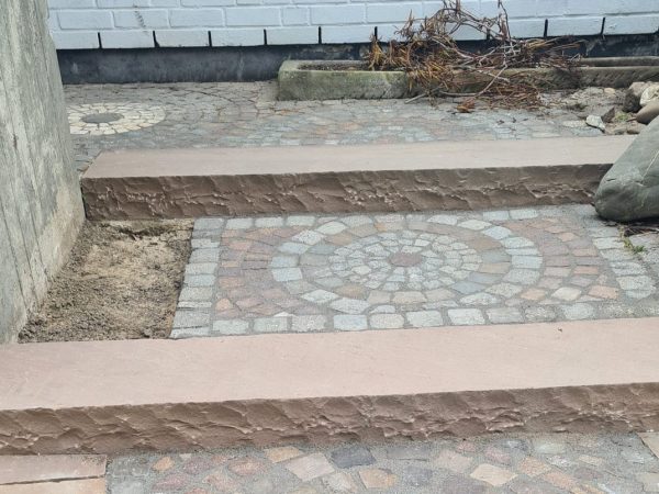 FC5F8D4A-6F45-42C9-941F-0AF2AC58B1BA