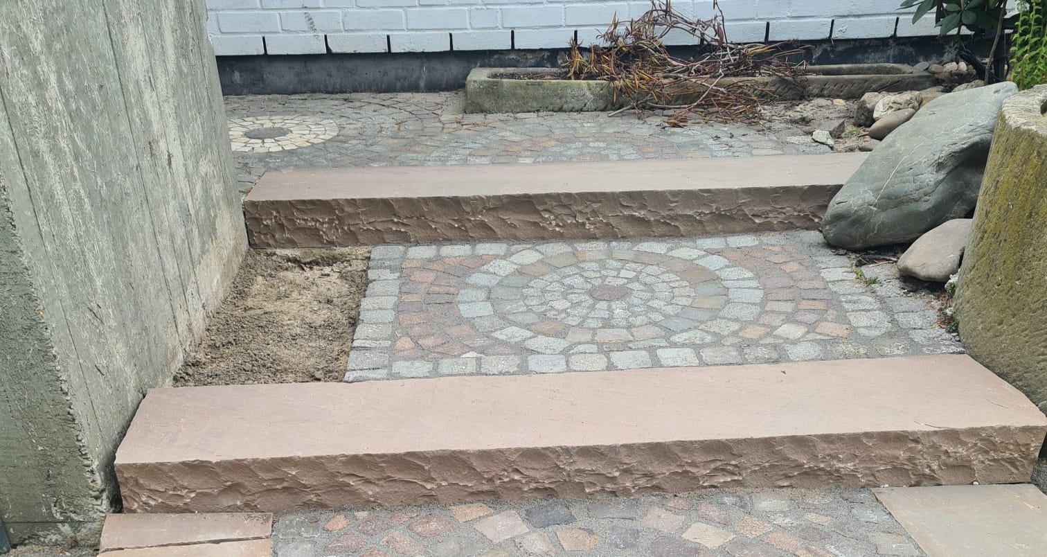 FC5F8D4A-6F45-42C9-941F-0AF2AC58B1BA